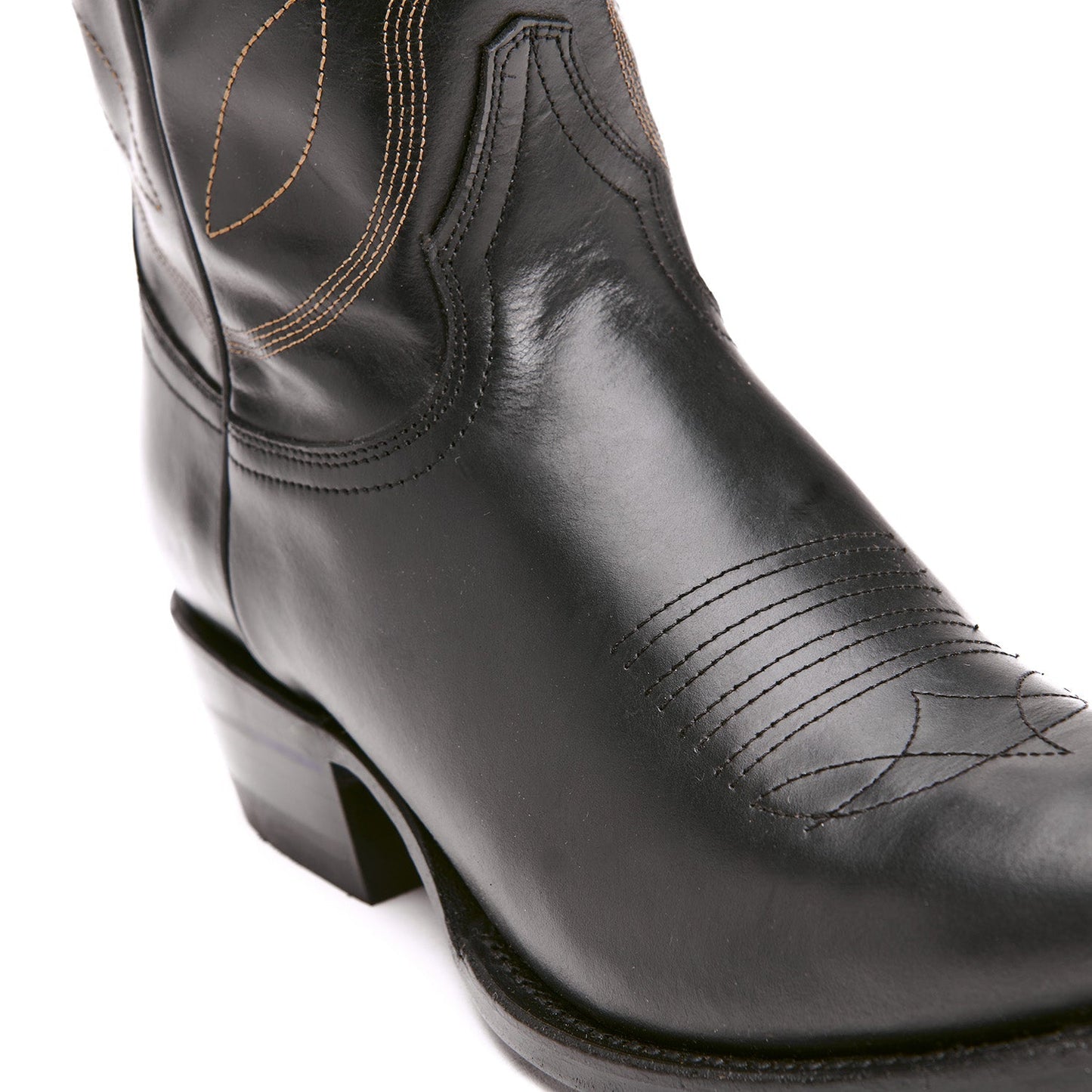 The Comal (Men's)