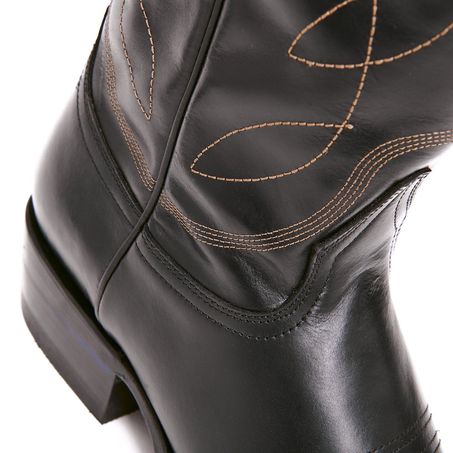 The Comal (Men's)