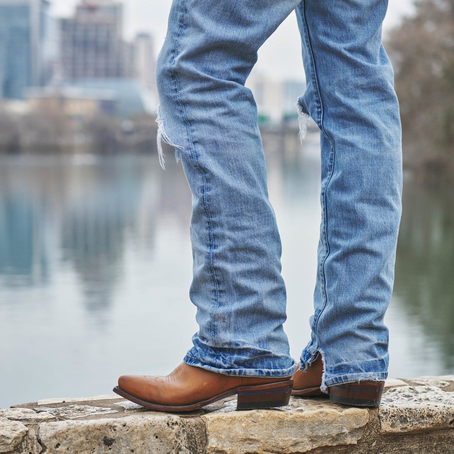 The Comal (Men's)